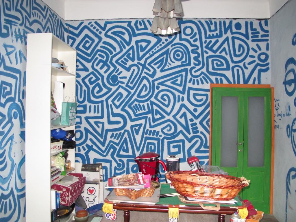 fig. 1 – Keith Haring, parete A (con confusione di casa Moratti), acrilico su muro, 1988